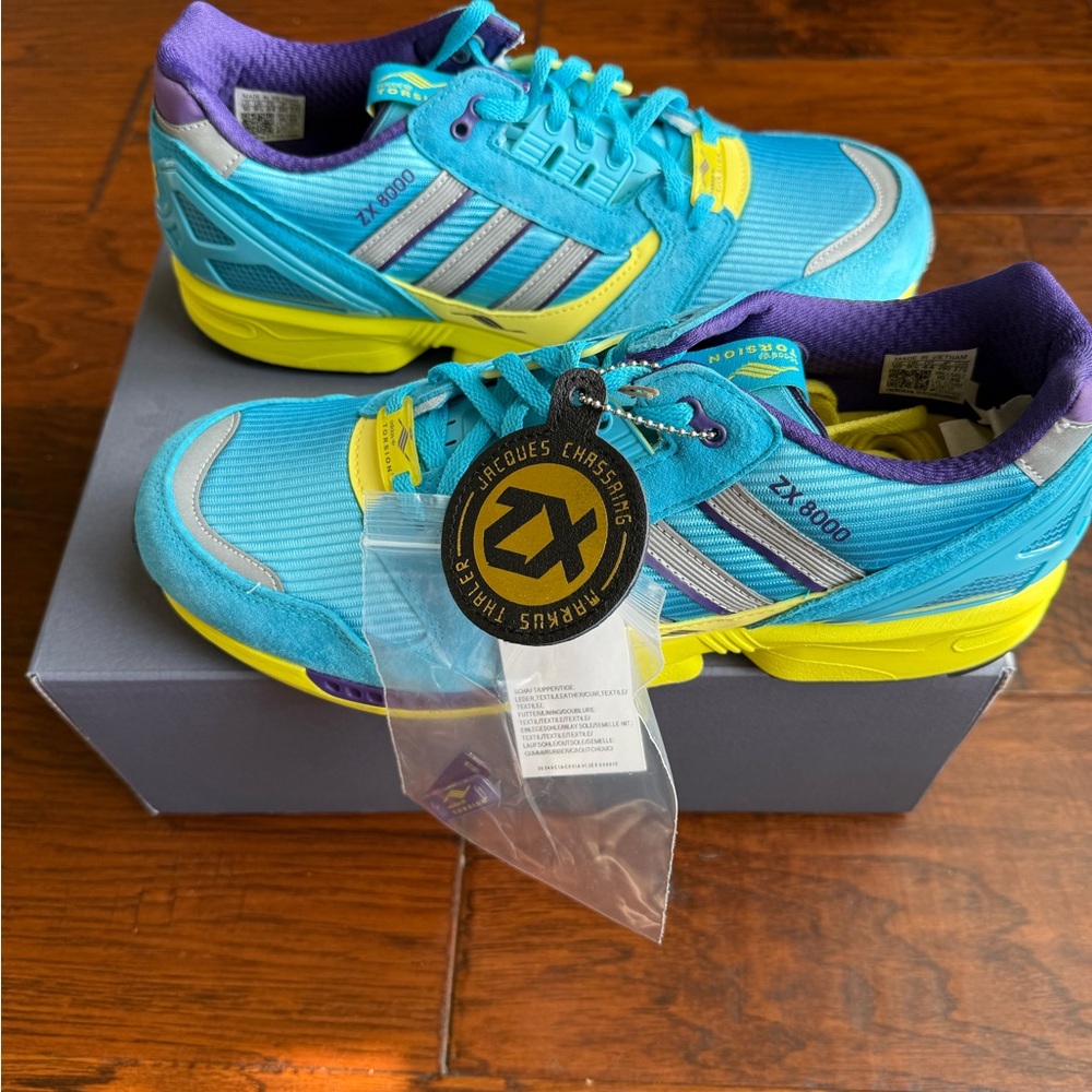 BRAND NEW Adidas ZX 8000 Consortium 10 Men Sz - Blue Glow Unity Purple JQ6739